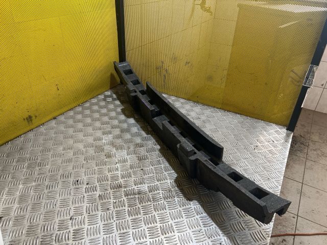 bontott VW GOLF V Első Lökhárító Ütközés Elnyelő Hab