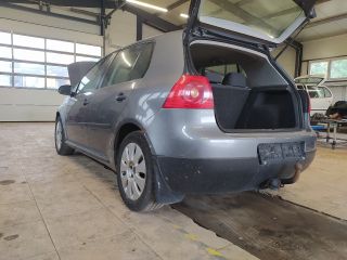 bontott VW GOLF V Első Szélvédő Bal Díszléc