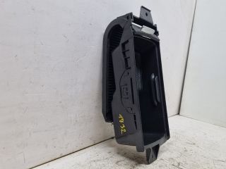 bontott VW GOLF V Első Tároló Rekesz