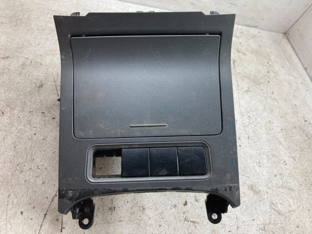 bontott VW GOLF V Első Tároló Rekesz