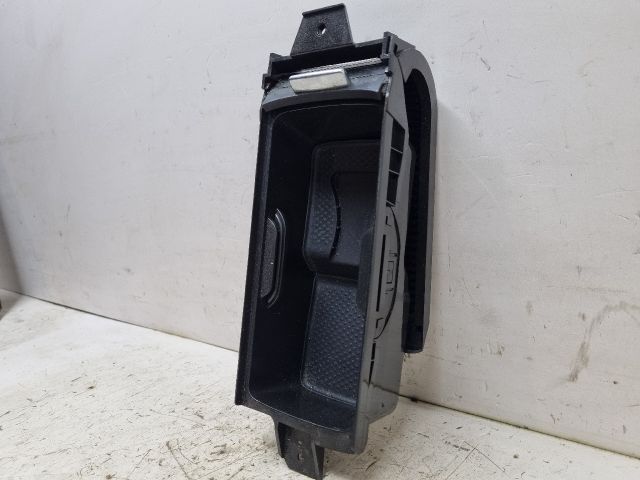 bontott VW GOLF V Első Tároló Rekesz