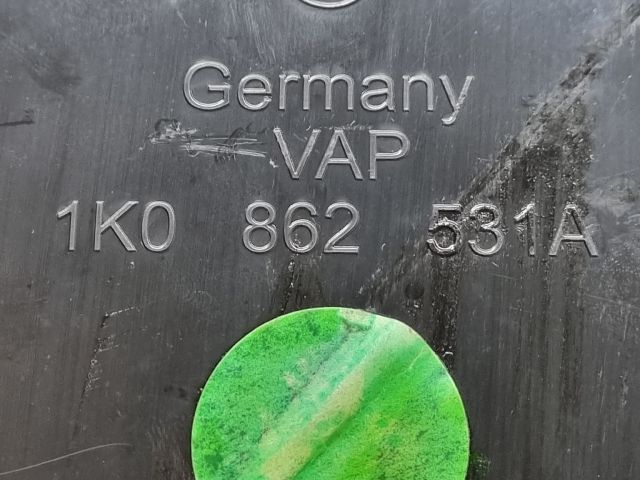 bontott VW GOLF V Első Tároló Rekesz