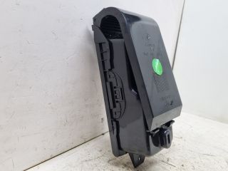 bontott VW GOLF V Első Tároló Rekesz