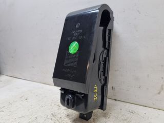 bontott VW GOLF V Első Tároló Rekesz