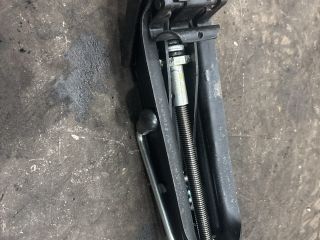 bontott VW GOLF V Emelő