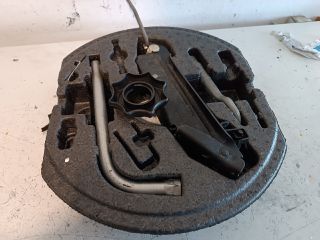 bontott VW GOLF V Emelő