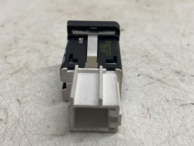 bontott VW GOLF V ESP Kapcsoló