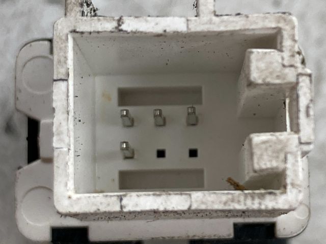 bontott VW GOLF V ESP Kapcsoló