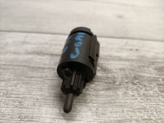 bontott VW GOLF V Fék Pedál Kapcsoló