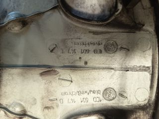 bontott VW GOLF V Felniközép (1 db)