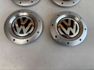 bontott VW GOLF V Felniközép Szett