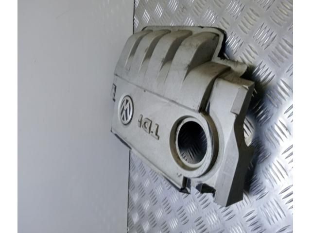 bontott VW GOLF V Felső Hűtőburkolat