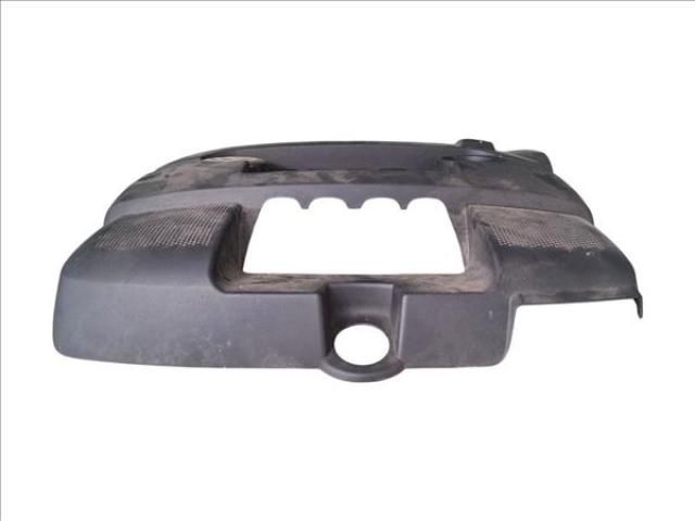 bontott VW GOLF V Felső Hűtőburkolat