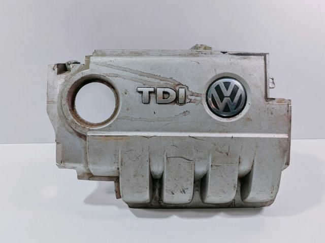 bontott VW GOLF V Felső Hűtőburkolat