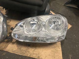 bontott VW GOLF V Fényszóró Pár
