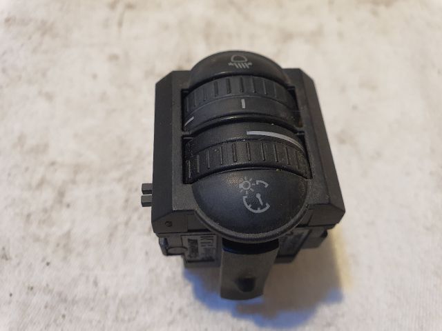 bontott VW GOLF V Fényszórómagasság Állító Kapcsoló