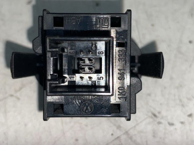 bontott VW GOLF V Fényszórómagasság Állító Kapcsoló