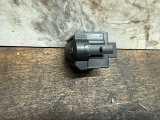 bontott VW GOLF V Fényszórómagasság Állító Kapcsoló