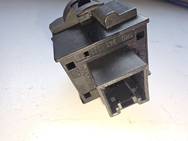 bontott VW GOLF V Fényszórómagasság Állító Kapcsoló