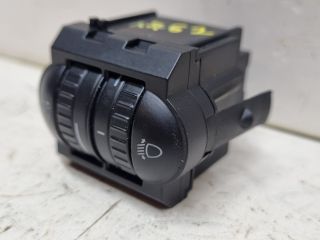 bontott VW GOLF V Fényszórómagasság Állító Kapcsoló