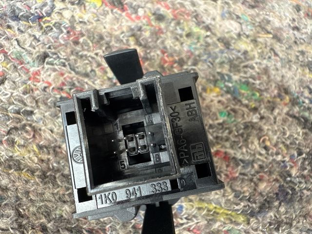 bontott VW GOLF V Fényszórómagasság Állító Kapcsoló