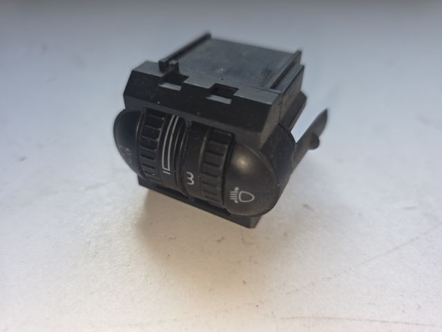 bontott VW GOLF V Fényszórómagasság Állító Kapcsoló