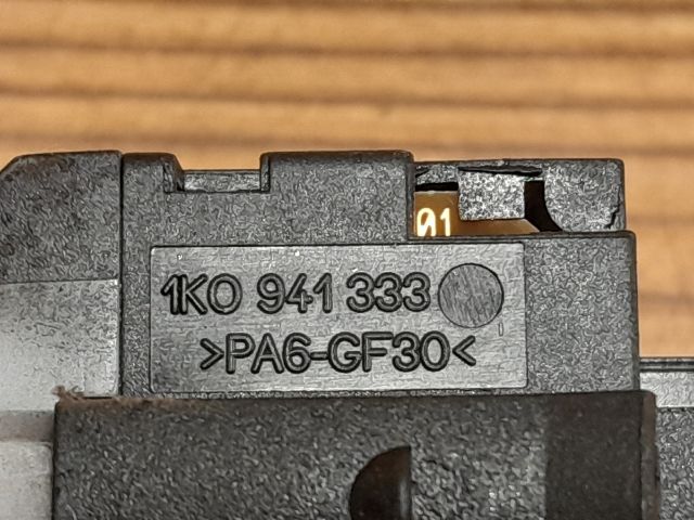 bontott VW GOLF V Fényszórómagasság Állító Kapcsoló