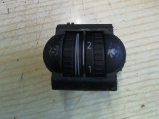 bontott VW GOLF V Fényszórómagasság Állító Kapcsoló