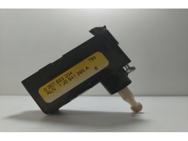 bontott VW GOLF V Fényszórómagasság Állító Motor (Pozíciófüggetlen)