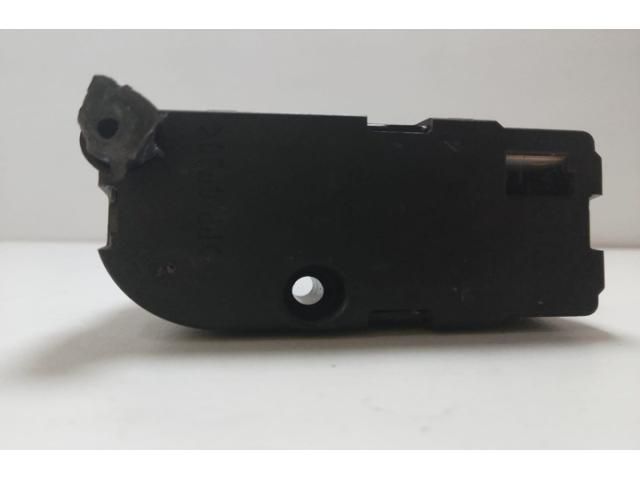 bontott VW GOLF V Fényszórómagasság Állító Motor (Pozíciófüggetlen)