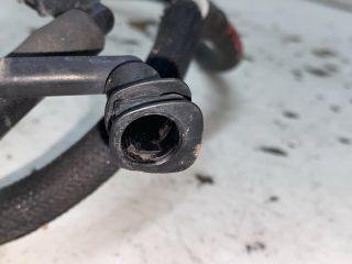 bontott VW GOLF V Fényszórómosó Cső