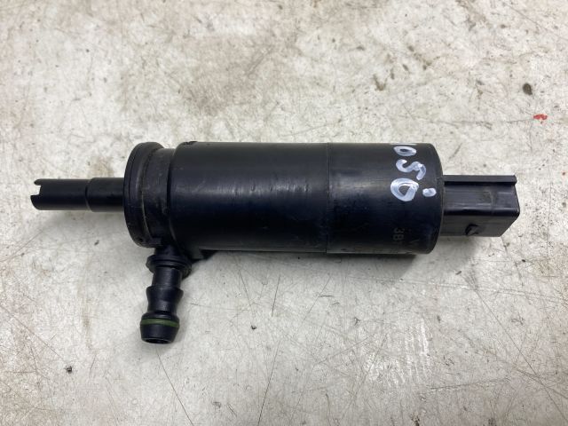 bontott VW GOLF V Fényszórómosó Szivattyú