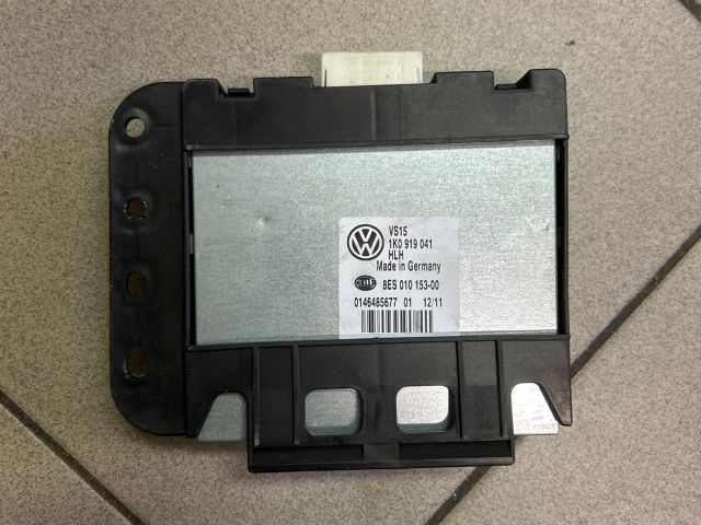 bontott VW GOLF V Feszültségszabályzó