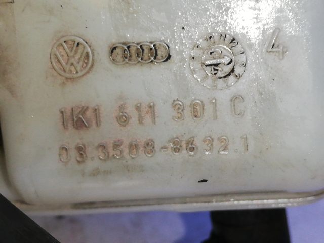 bontott VW GOLF V Főfékhenger