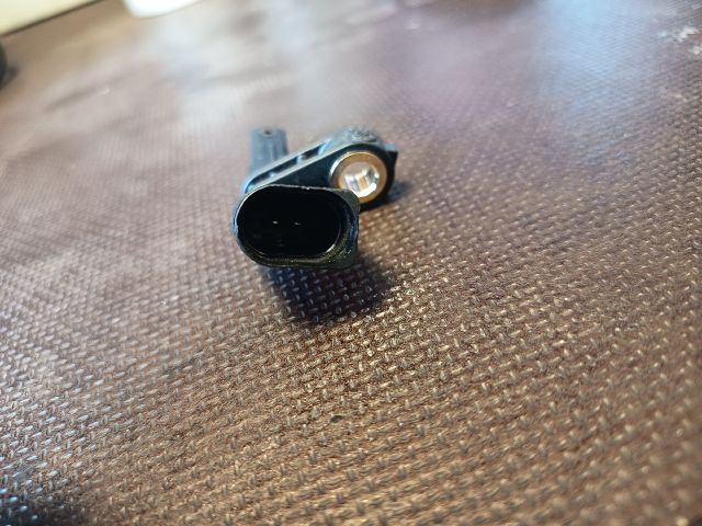 bontott VW GOLF V Fordulatszámmérő