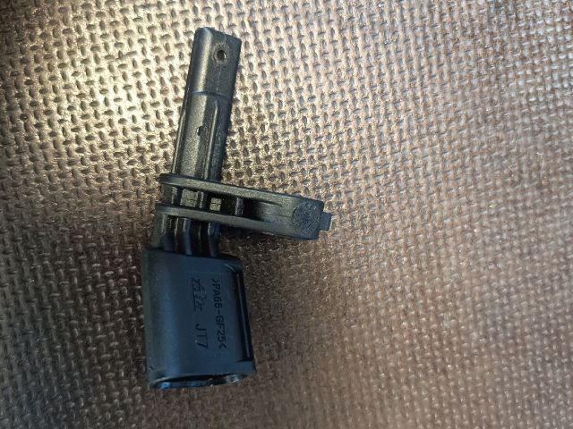 bontott VW GOLF V Fordulatszámmérő