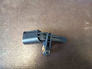 bontott VW GOLF V Fordulatszámmérő