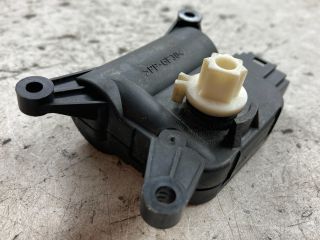 bontott VW GOLF V Fűtés Állító Motor