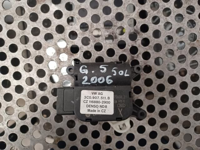 bontott VW GOLF V Fűtés Állító Motor