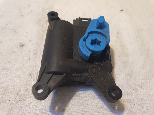 bontott VW GOLF V Fűtés Állító Motor