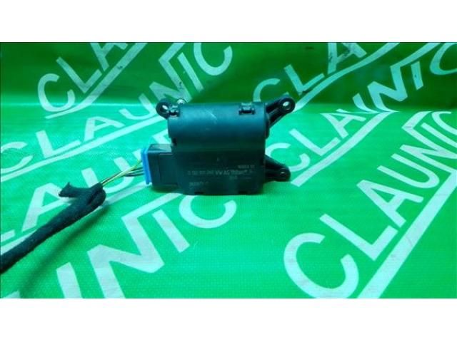 bontott VW GOLF V Fűtés Állító Motor