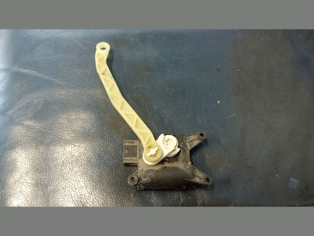 bontott VW GOLF V Fűtés Állító Motor