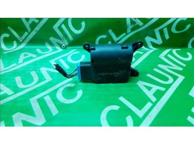 bontott VW GOLF V Fűtés Állító Motor