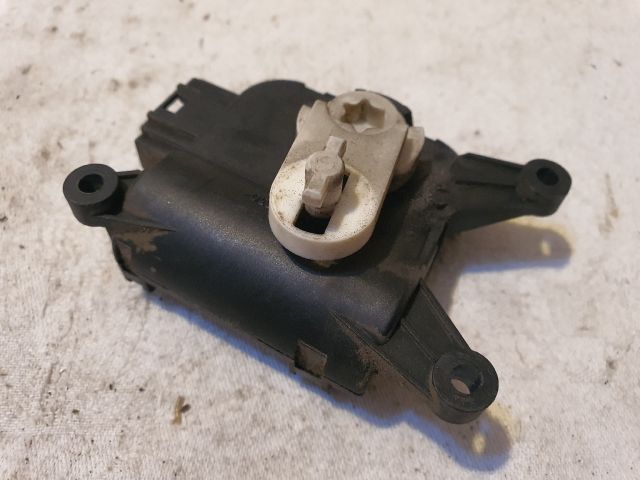 bontott VW GOLF V Fűtés Állító Motor