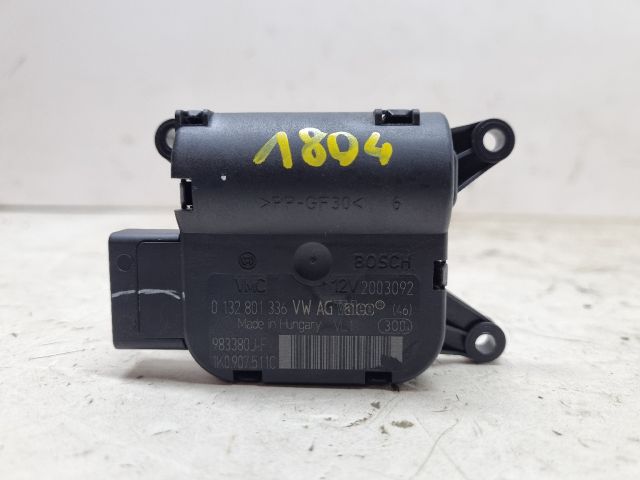 bontott VW GOLF V Fűtés Állító Motor