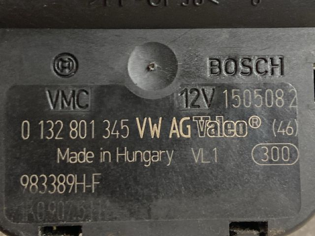 bontott VW GOLF V Fűtés Állító Motor