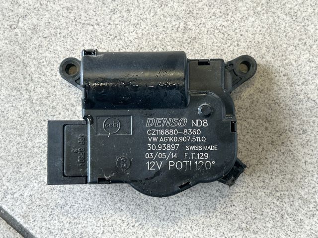 bontott VW GOLF V Fűtés Állító Motor