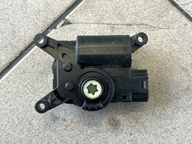 bontott VW GOLF V Fűtés Állító Motor