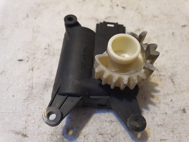 bontott VW GOLF V Fűtés Állító Motor