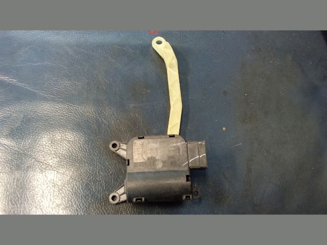 bontott VW GOLF V Fűtés Állító Motor